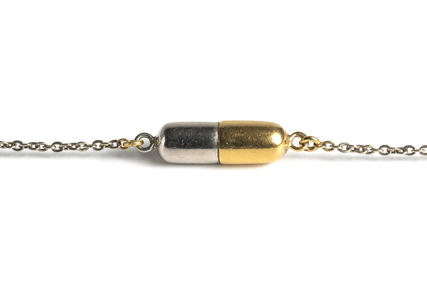 COLLAR ETERNAL PILLS