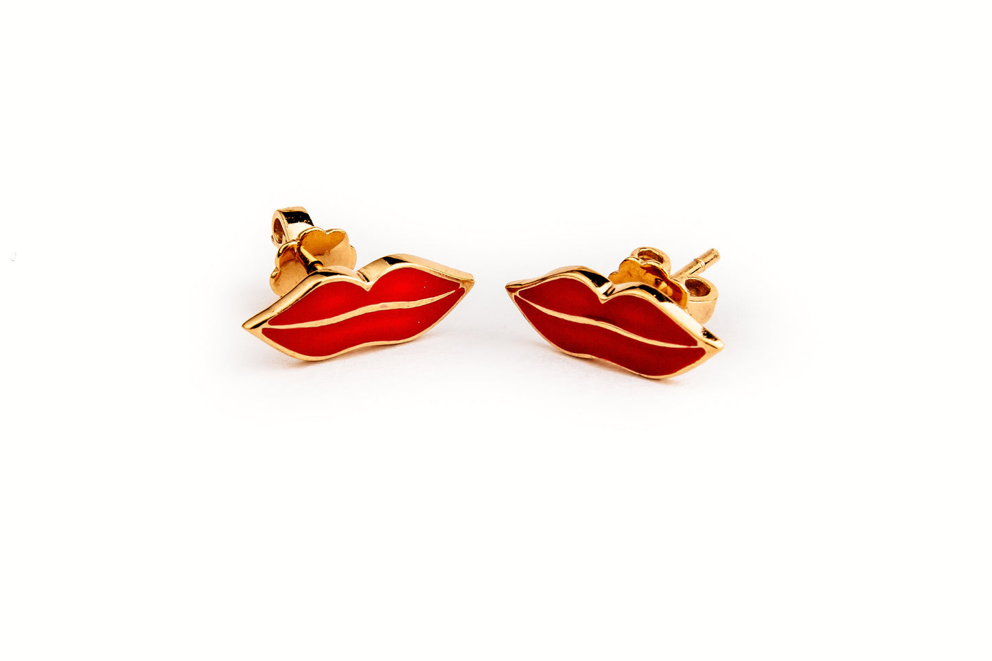 ARETES KISS